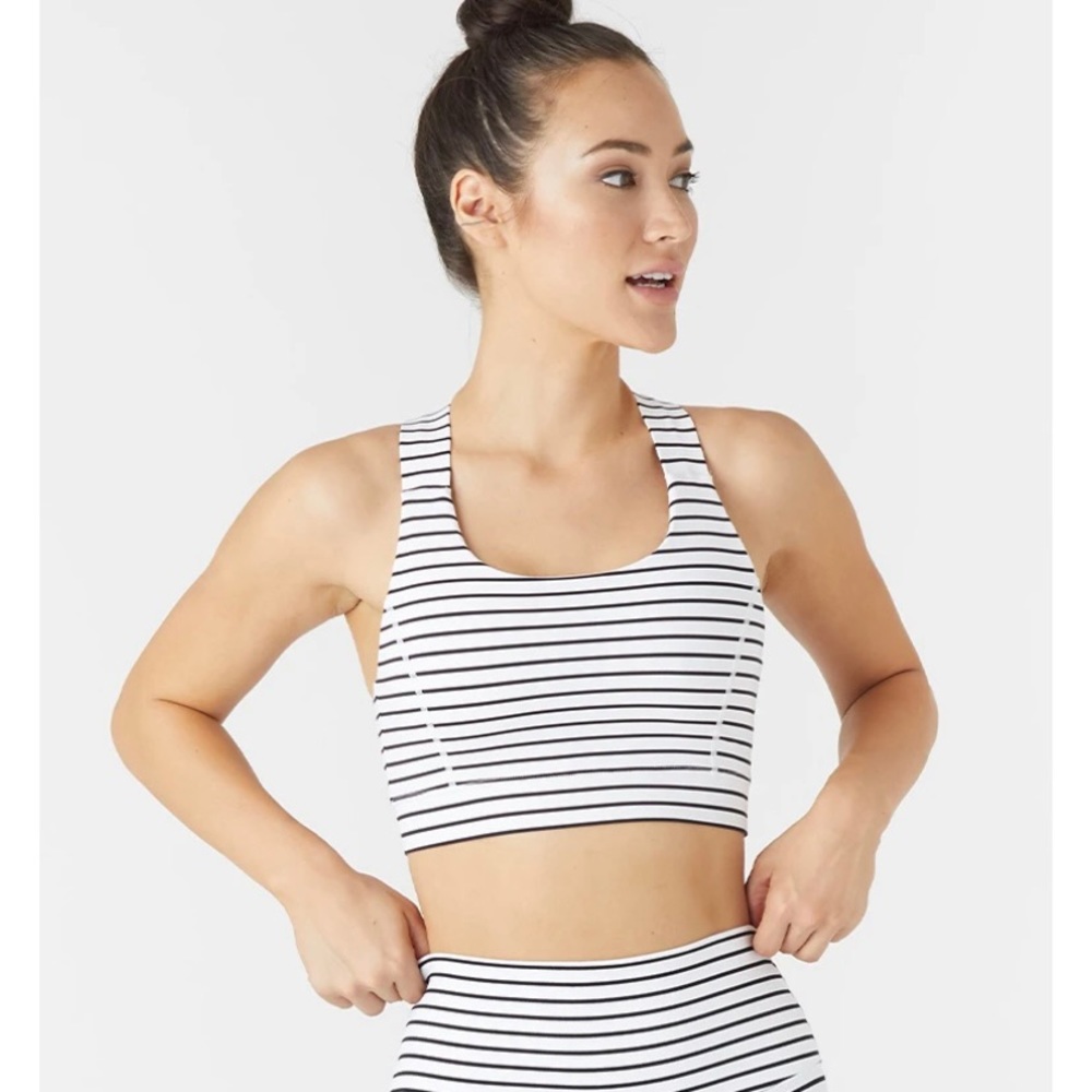 Glyder black and white striped set